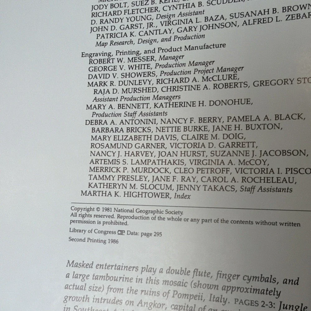 National Geographic Society Splendors Of The Past Book Second‎ Printing 1986